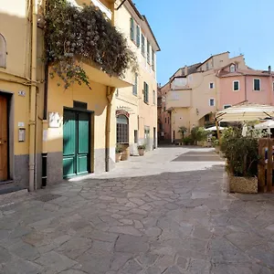 https://casa-di-ali.hotelitalianriviera.com